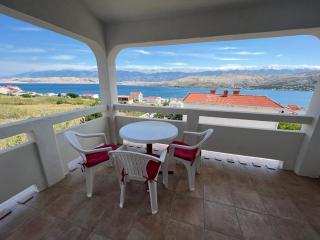 Apartmani Pavić - Pag - 1