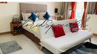 One Palm Tree Villas Condominium - Studio 2nd FL with Balcony - Across Terminal 3 Airport - Manila - 0
