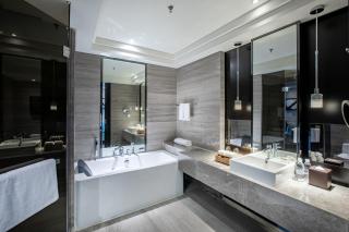 Renaissance Guiyang Hotel - Guiyang - 5