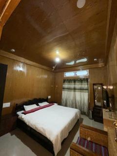 Sonam Guest House - Tawang - 3