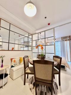 Scandinavian 1 BR beside SM CDO w POOL and Netflix - Cagayan de Oro - 8