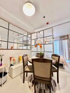 Scandinavian 1 BR beside SM CDO w POOL and Netflix - Cagayan de Oro - 9