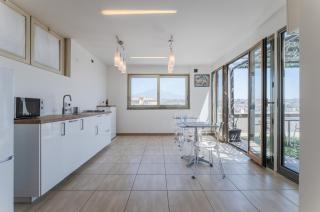 Etna View Superior Flat with Terrace and Jacuzzi - Catania - 9