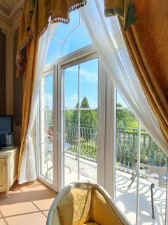 Senator Gran Via - 9