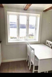 Waterfront Cottage (Fishing Opportunities!) - Ålesund - 4