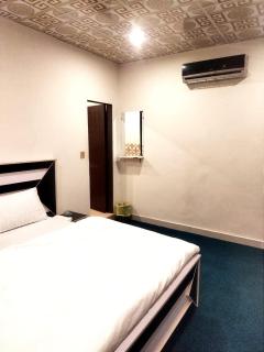 Hotel Royal Sweet - Lahore - 2