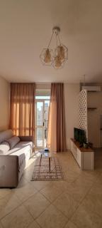 Liam's Apartment - Golem - 0