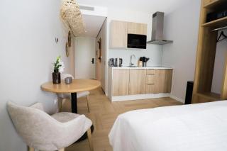 MarinaPark Beach Resort Soal - 1