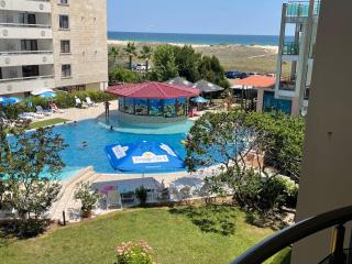 Apart-Hotel Panorama Sea LUX - 9