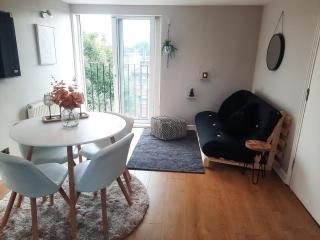 Alross room private bathroom - 0