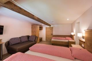 Hotel Restaurant Hirschen - Interlaken - 9