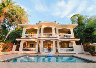 Wiona of Villa Paraiso / Beachfront Villa & Pool - Big Creek - 0