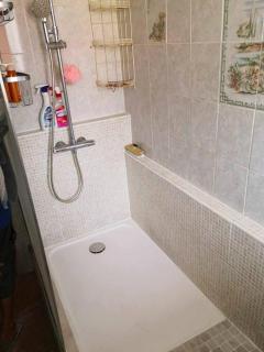 Chambre privée dans un appartement pour 1 personne - Tolone - 1