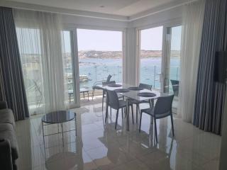 Sea front Apartment - St Paul's Bay - 7
