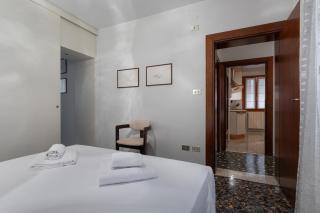 Canale View Apt - S. Agostino - Venice - 5