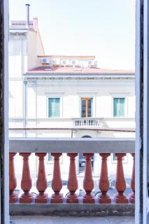 Big Apartment Outside Ztl Zone - Florence - 8