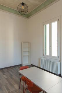 Big Apartment Outside Ztl Zone - Florence - 5