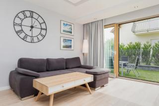 Lux Holiday House Posejdon with Parking by Renters Prestige - Kołczewo - 1