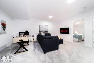 UrbanUtopia*Luxury Home*King Bed*Patio/BBQ*Sleep16 - Edmonton - 7