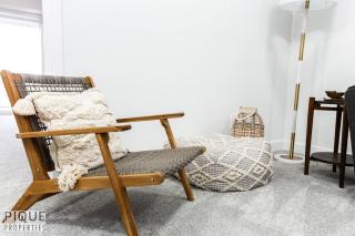 UrbanUtopia*Luxury Home*King Bed*Patio/BBQ*Sleep16 - Edmonton - 6