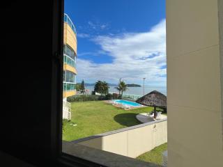 C148 Lindo apartamento em condomínio de frente para o mar - Florianópolis - 1