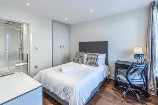 3 Bedrooms Close to Canning Town & ExCel London - 4