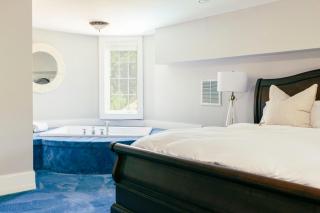 The Villa Bed and Breakfast - Westerly - 7