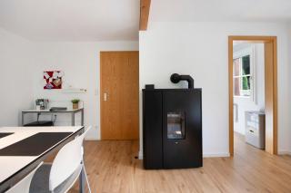 Gutenburghüsli mit Garten am Fluss - 9