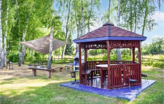 Cozy Apartment In Ustka With Wifi - 2