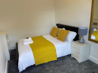 Robinhuts - 3 Bed Accommodation -Perfect for Contractors, Families & Students - Hull - 9