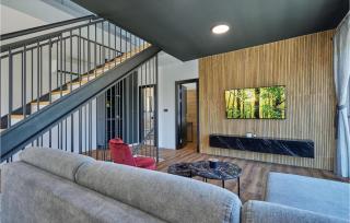 Lovely Home In Bedenica With Jacuzzi - Bedenica - 7