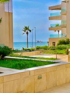 Idéal appart vue sur mer avec piscine et verdure - 4