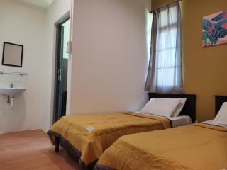 G FORTUNE HOTEL + - George Town - 4