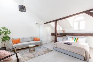Rustic Central Studios by LH - Budapeste - 0