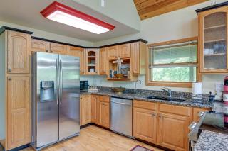 Marble Mountainside Escape with Wraparound Deck - 2