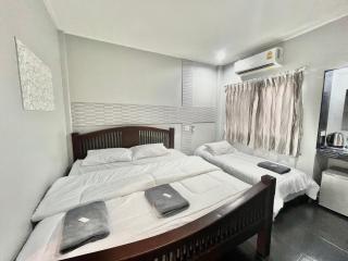 J2 INN - Uttaradit - 4