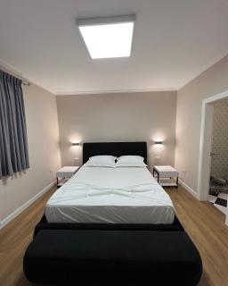 Vila 90 Boutique Hotel - Tirana - 8