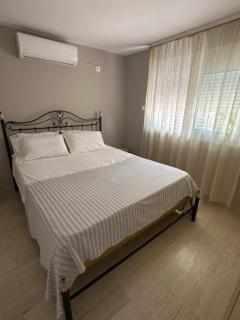 Plaza House - Kanakia - 2