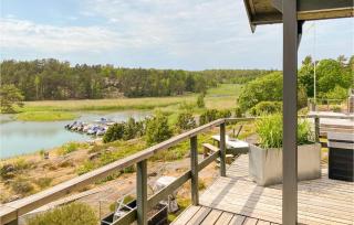 Pet Friendly Home In Loftahammar - 1