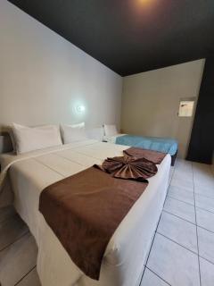 Hotel Gênova BC - 7