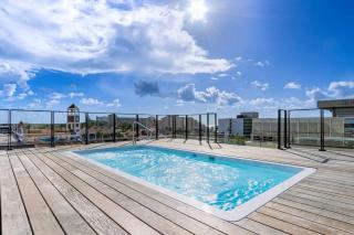 The Cove - Location is everything! - Luxurious - Free parking - Palm-Eagle Beach - 0