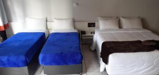 Hotel Gênova BC - 9