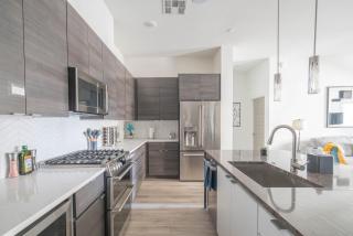 Private Rooftop Terrance-Walk Score 81-Shopping District-King Bed-Parking 4021 - Scottsdale - 9