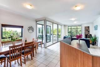 Oasis 1, 2 Bedroom, 1 Bathroom Apartment with Buggy! - Hamilton Island - 8