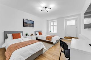 2 Zimmer Apartments,4 Betten,zentral am Sbahnhof Köpenick,vollmöbliert - Berlim - 1