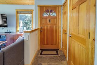 Truckee Retreat with Fireplace and Community Amenities - 7
