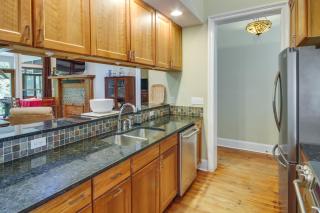 Waterfront Loranger Cottage Hot Tub, Deck and Grill - - 4