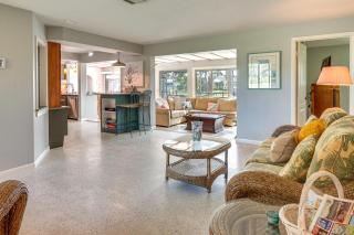Private Dock and Lanai Waterfront Cape Coral Home! - Cape Coral - 5