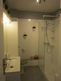 Appart F3 à 150 M de la plage avec parking privé - 3