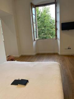 Place Saint Nicolas - Centre Ville Bastia - 8